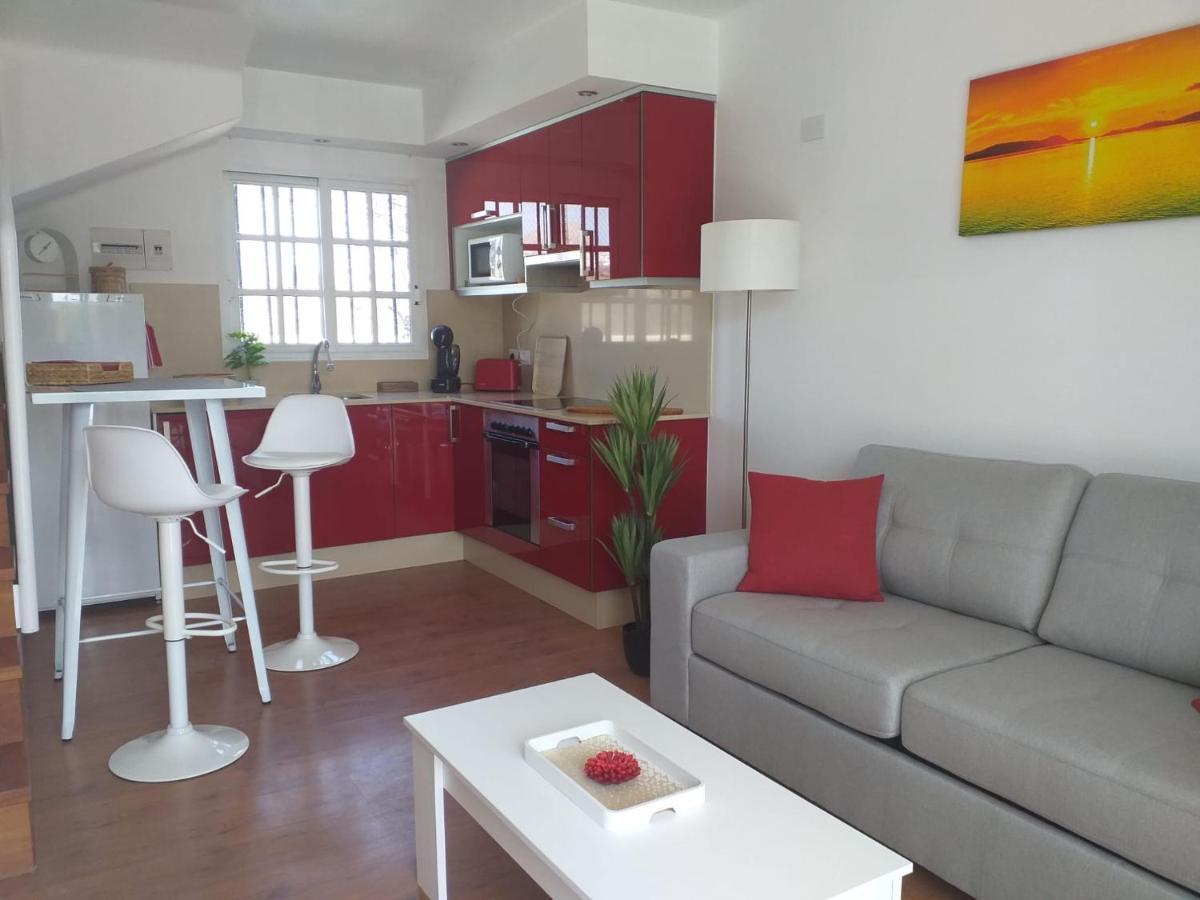 Apartment Duplex -The Sunny Hut - Swimming Pool - Free Wifi & Ac- Residence Las Marinas プエルト・デル・カルメン エクステリア 写真