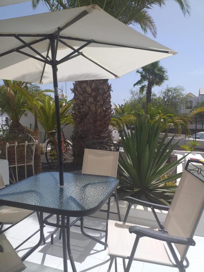 Apartment Duplex -The Sunny Hut - Swimming Pool - Free Wifi & Ac- Residence Las Marinas プエルト・デル・カルメン エクステリア 写真