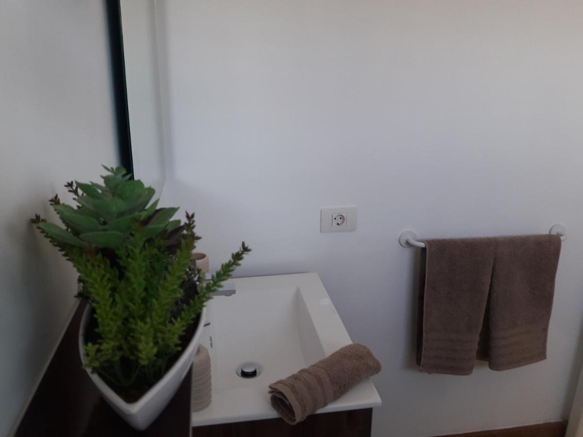 Apartment Duplex -The Sunny Hut - Swimming Pool - Free Wifi & Ac- Residence Las Marinas プエルト・デル・カルメン エクステリア 写真