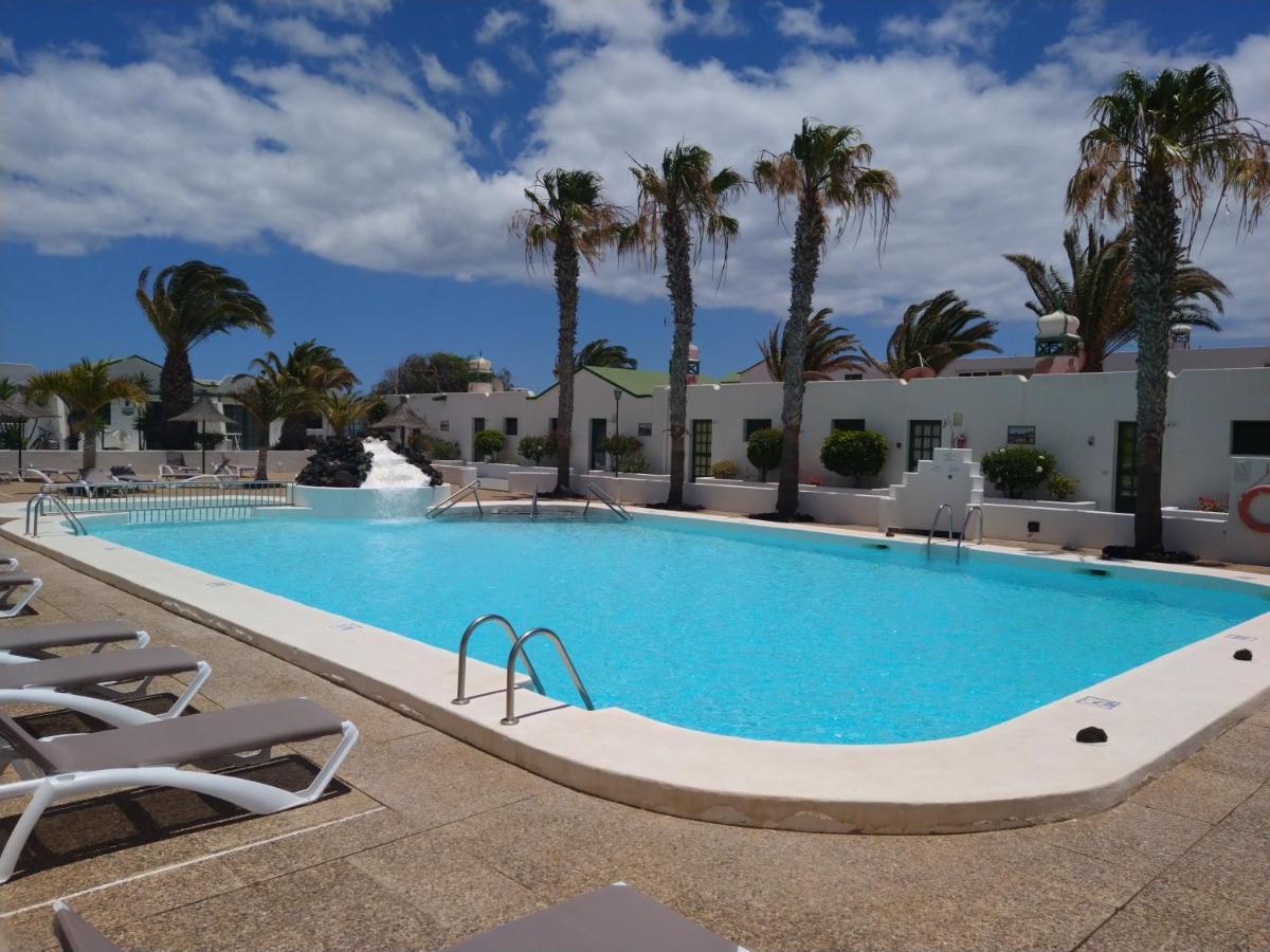 Apartment Duplex -The Sunny Hut - Swimming Pool - Free Wifi & Ac- Residence Las Marinas プエルト・デル・カルメン エクステリア 写真